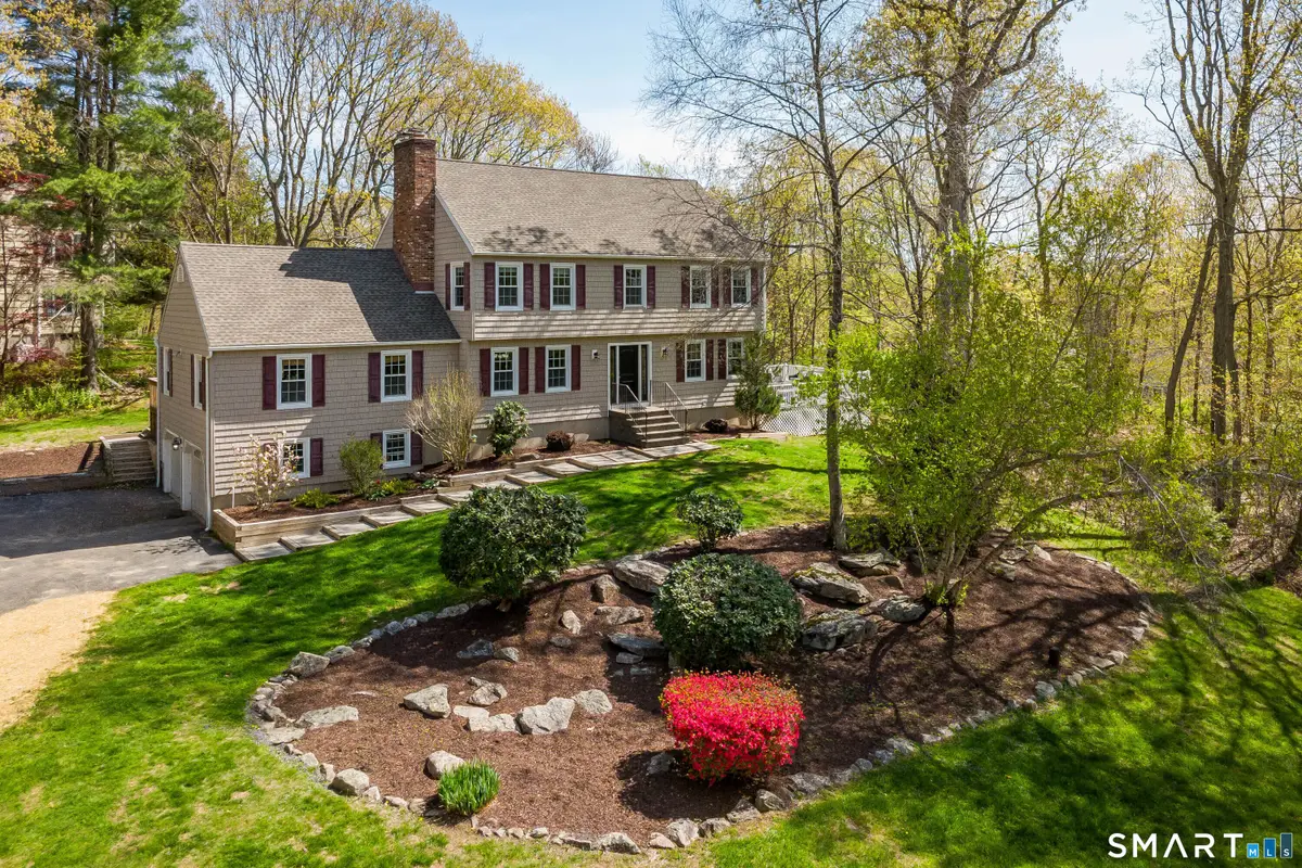 19 Crabapple Lane, Newtown, CT 06470 - #1