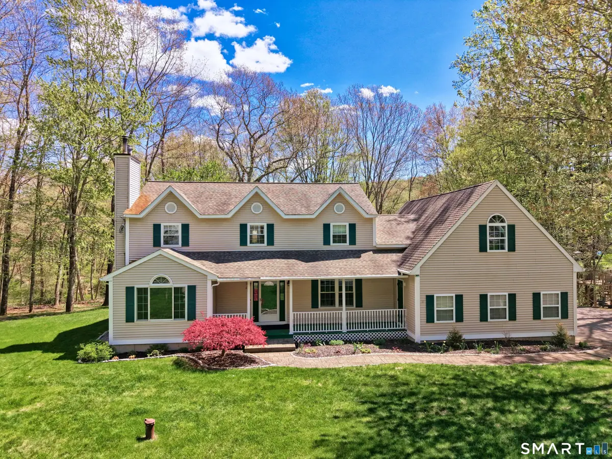 81 Amanda Lane, Naugatuck, CT 06770 - #1