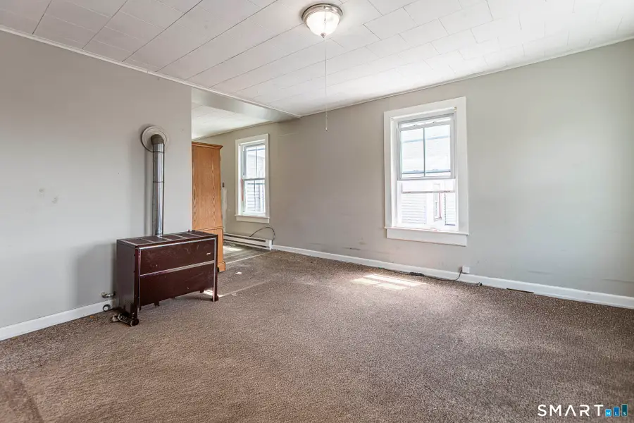 71 Blackhall Street, New London, CT 06320 - #3