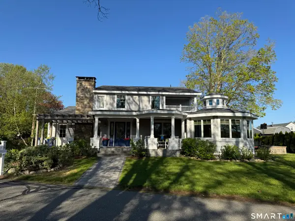 15 Lake Shore Drive, East Lyme, CT 06357