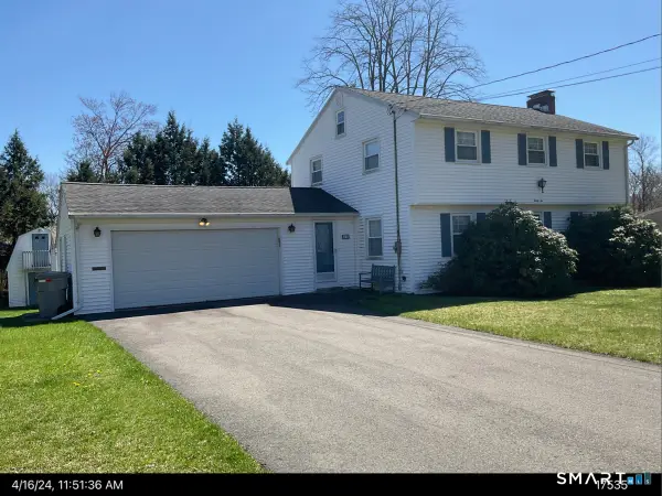 32 Loveland Lane, Bristol, CT 06010