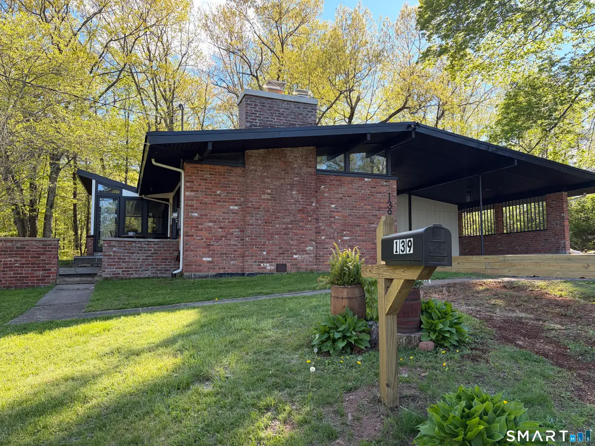 Address Withheld By Seller, Meriden, CT 06451 - #1