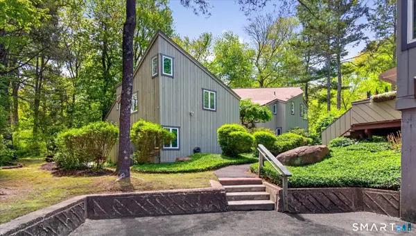 1 Talcott Glen #B, Farmington, CT 06032
