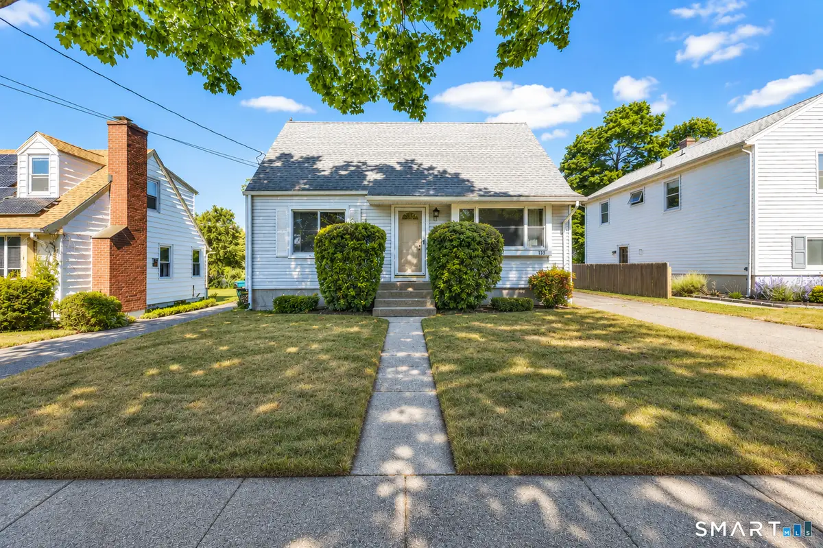 135 Sixth Avenue, Stratford, CT 06615 - #1