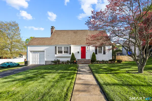51 Oakdale Street, Wethersfield, CT 06109