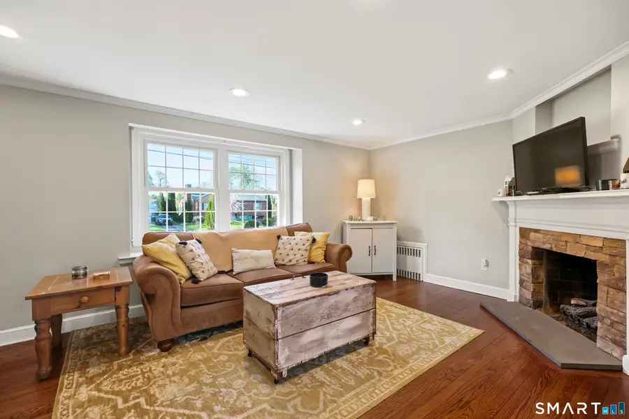 51 Oakdale Street, Wethersfield, CT 06109 - #3