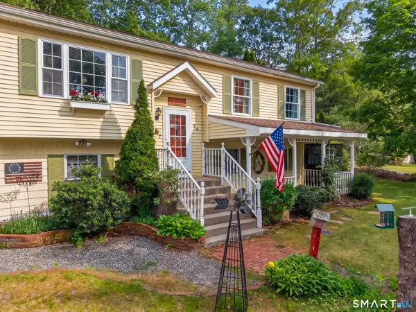 54 Valley Drive, Voluntown, CT 06384