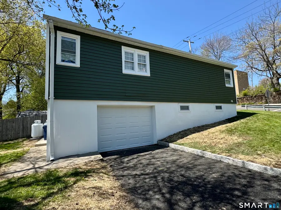 32 Ogden Street, West Haven, CT 06516 - #2