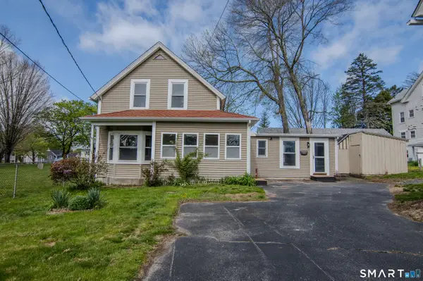 20-1/2 Cleveland Street, Putnam, CT 06260