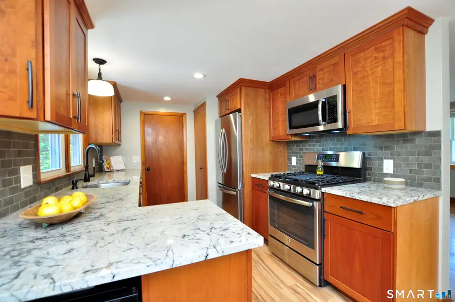 98 Torcon Drive, Torrington, CT 06790 - #2