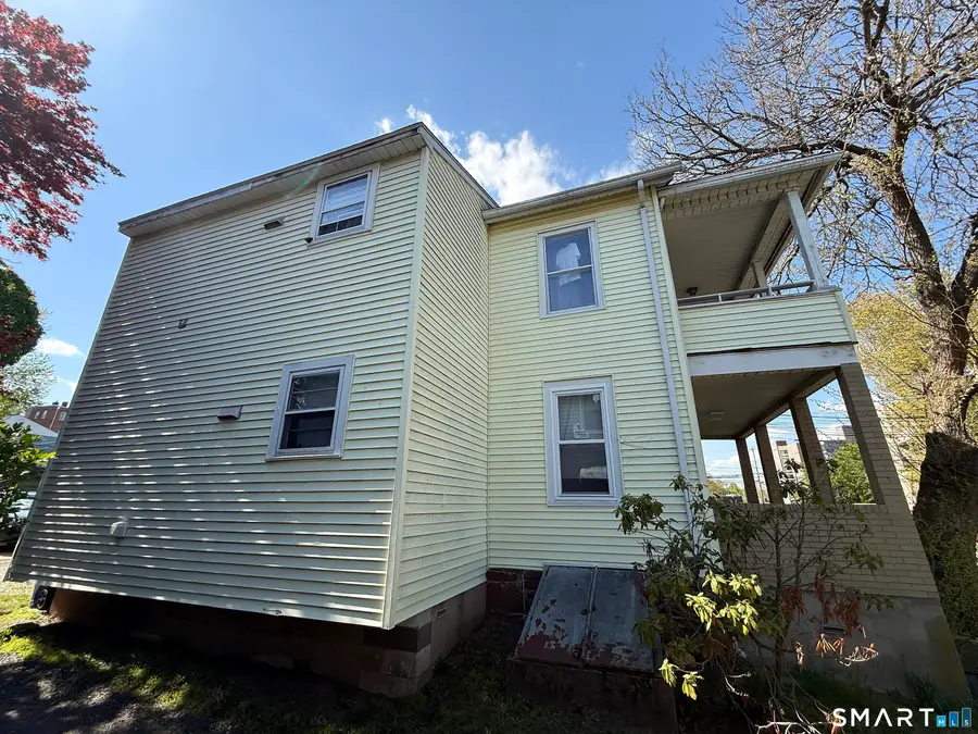37-39 Hotchkiss Street, Middletown, CT 06457 - #3