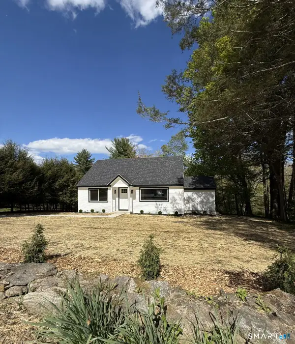 602 Fan Hill Road, Monroe, CT 06468