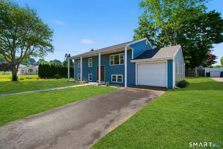 17 Fifth Avenue, Waterford, CT 06385 - #2