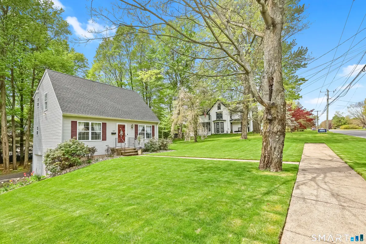 428 Washington Street, Bristol, CT 06010 - #1