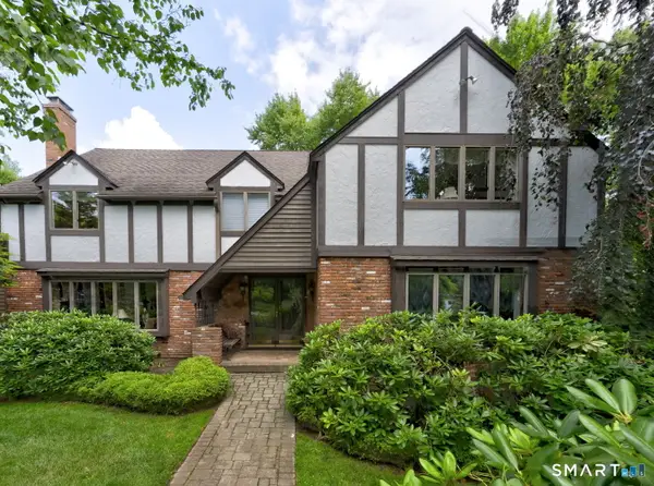 25 Country Lane, Glastonbury, CT 06073
