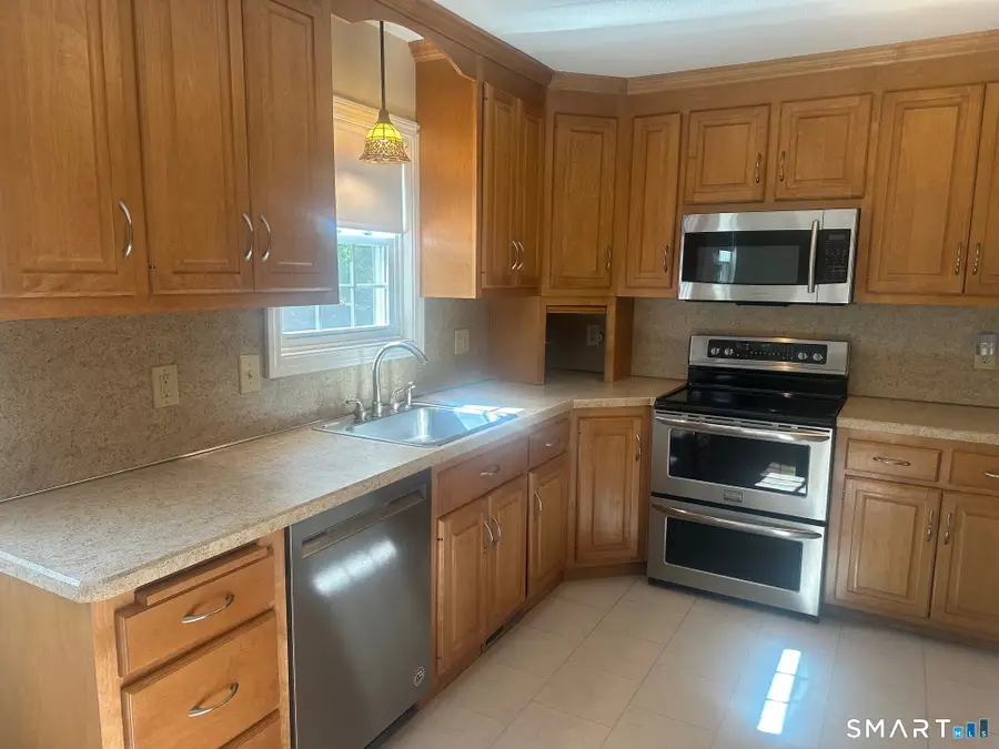 30 Malcein Drive, Southington, CT 06489 - #3
