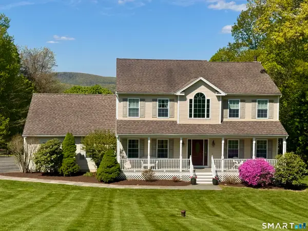 11 Meredith Lane, New Milford, CT 06776