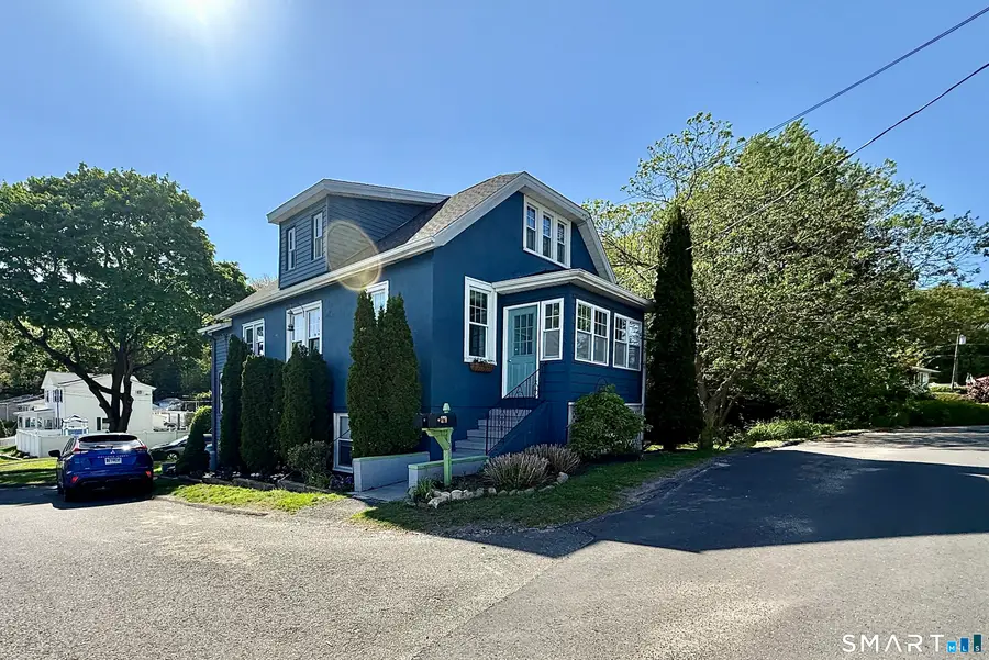 31 Hillcrest Avenue, Waterbury, CT 06705 - #3