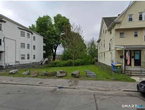 20 Walnut Avenue, Waterbury, CT 06704