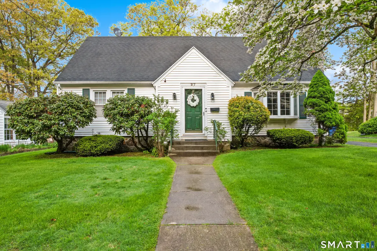 27 Theroux Avenue, Waterbury, CT 06708 - #1