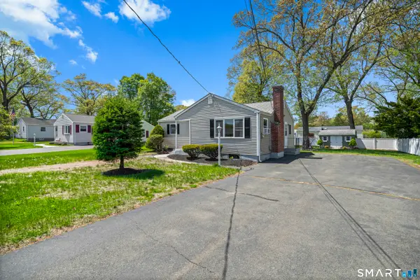 27 Highland Road, Windsor Locks, CT 06096
