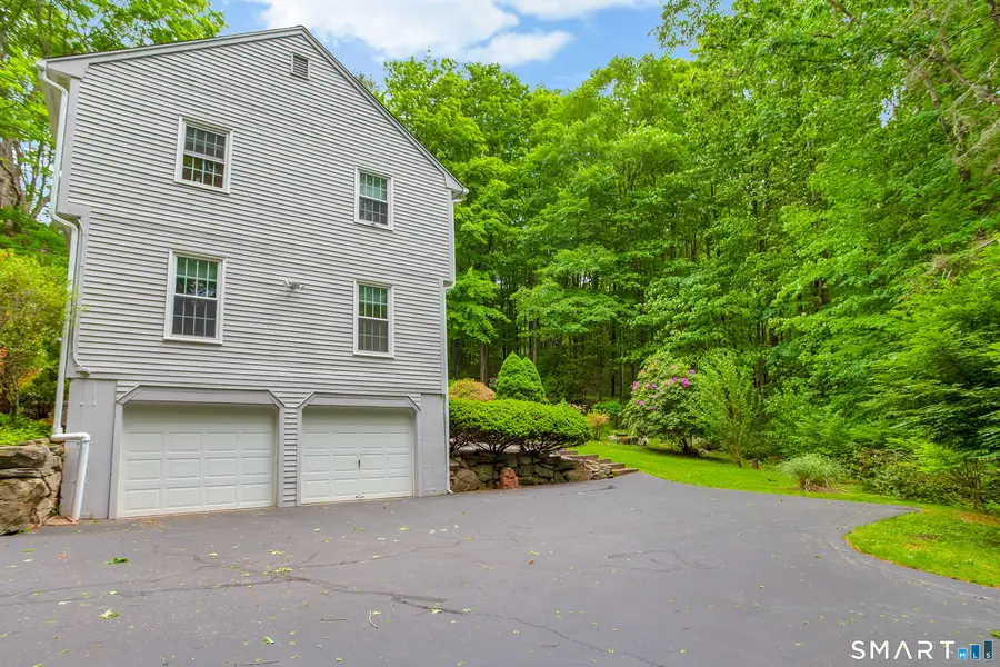 29 Hungry Hill Circle, Guilford, CT 06437 - #3