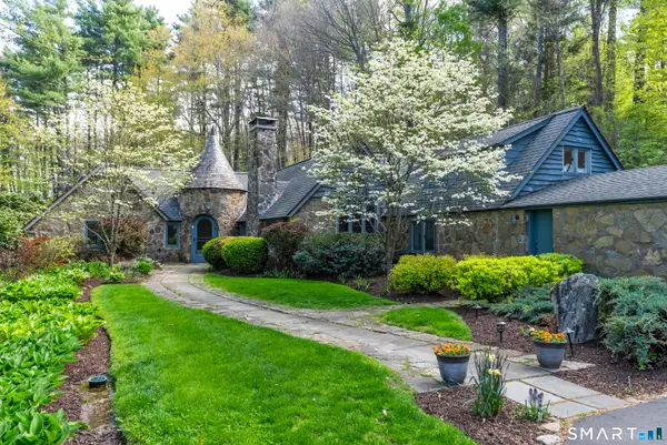 8 Morgan Road, Canton, CT 06019