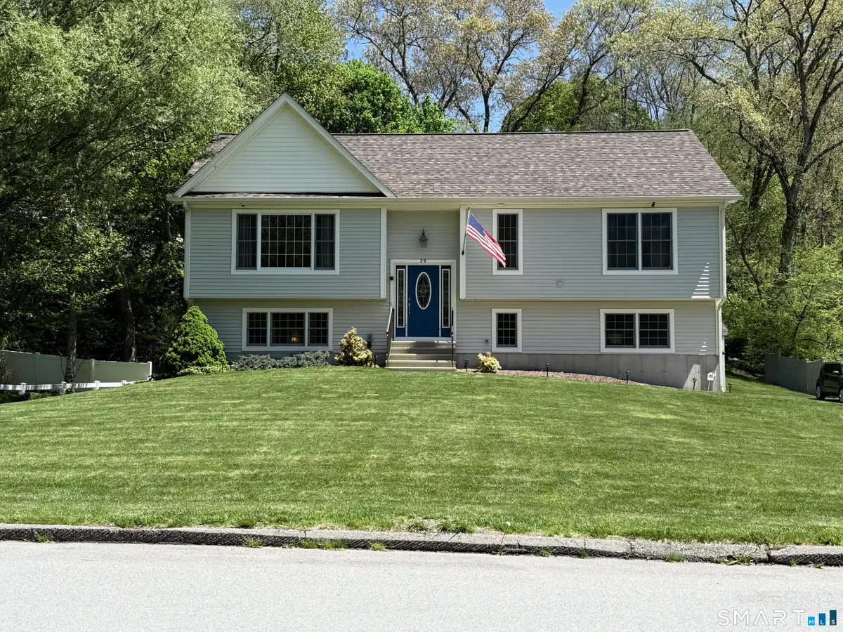 29 Carey Lane, Norwich, CT 06360 - #1