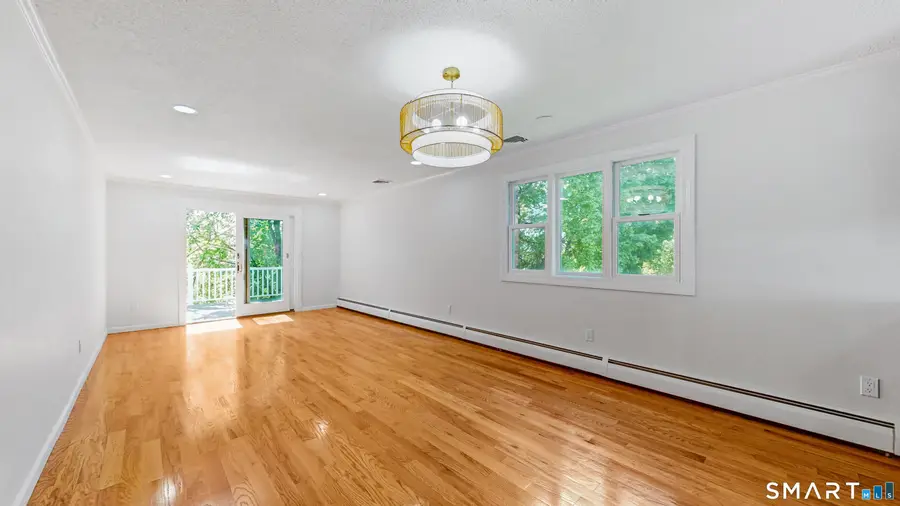 19 Sunny Brook Drive, Newington, CT 06111 - #2
