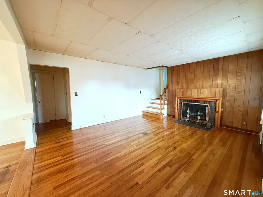 26 Sention Avenue, Norwalk, CT 06850 - #3