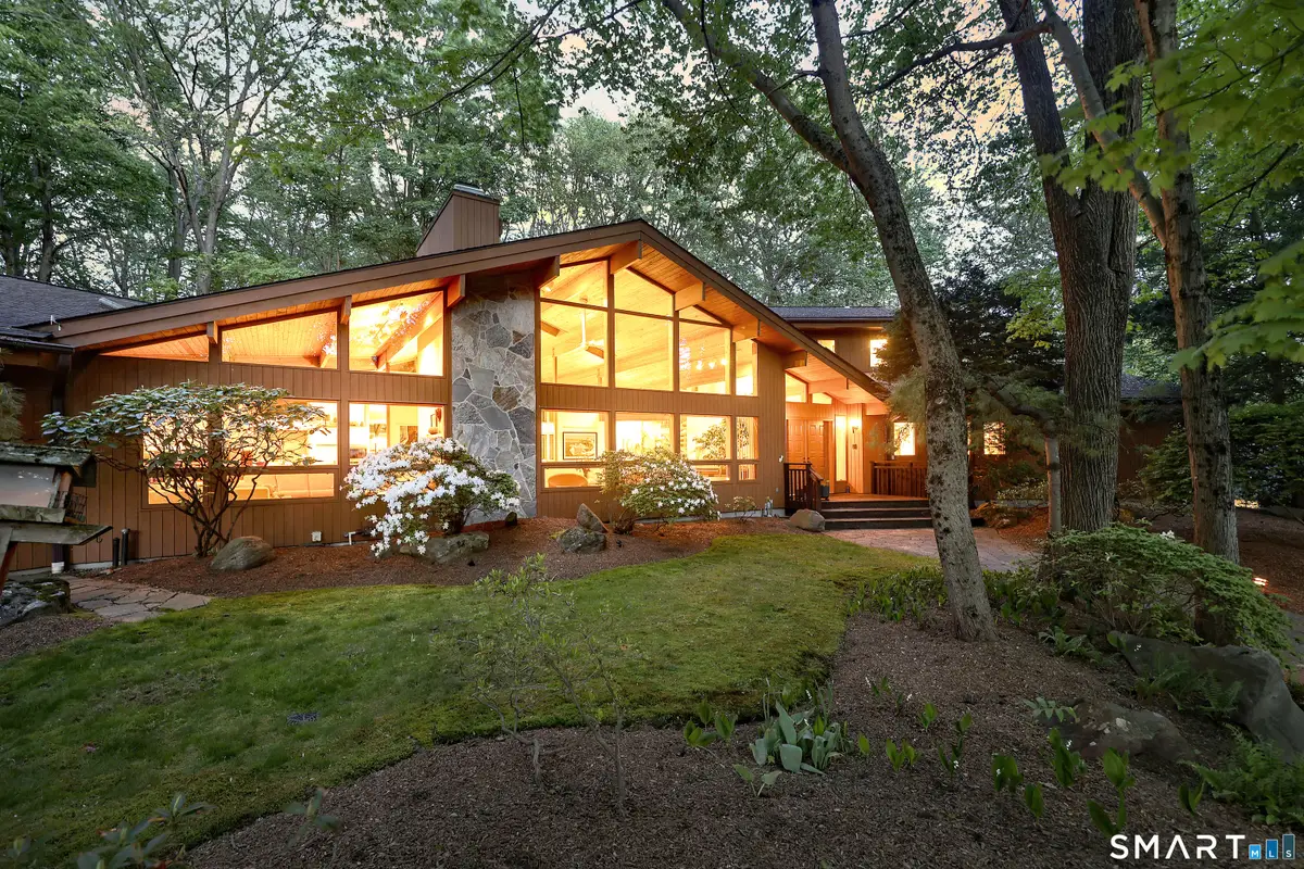 961 Green Circle, Orange, CT 06477 - #1