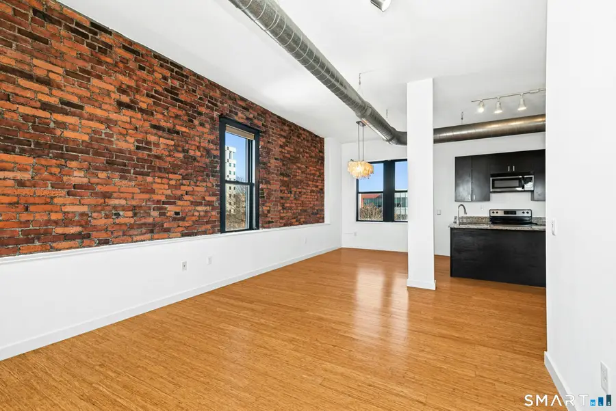 881 Lafayette Boulevard #4N, Bridgeport, CT 06604 - #3