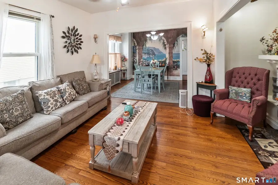 149 Linnmoore Street, Hartford, CT 06114 - #3