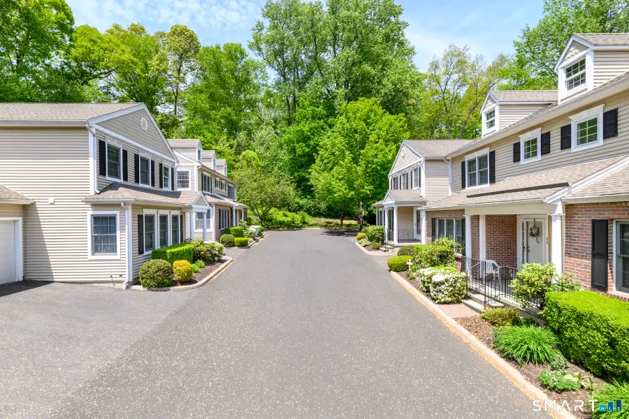 54 Redspire Court #54, Trumbull, CT 06611 - #3