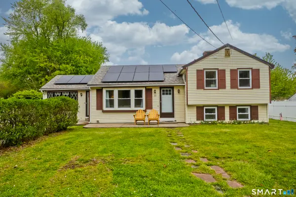10 Lin Sal Street, Windsor Locks, CT 06096