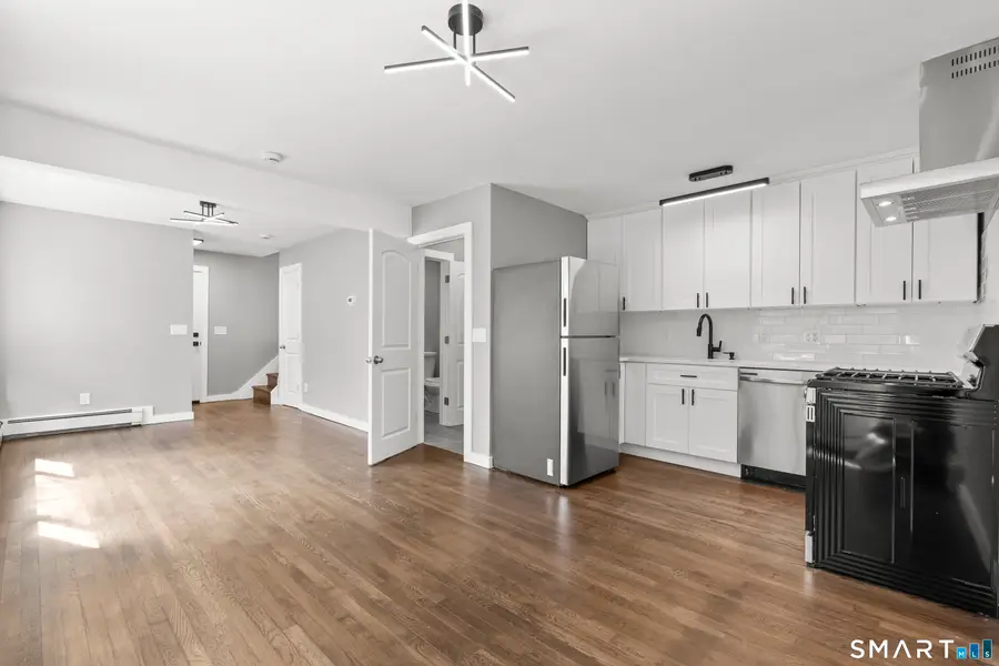 105 Richmond Hill Avenue #2, Stamford, CT 06902 - #3