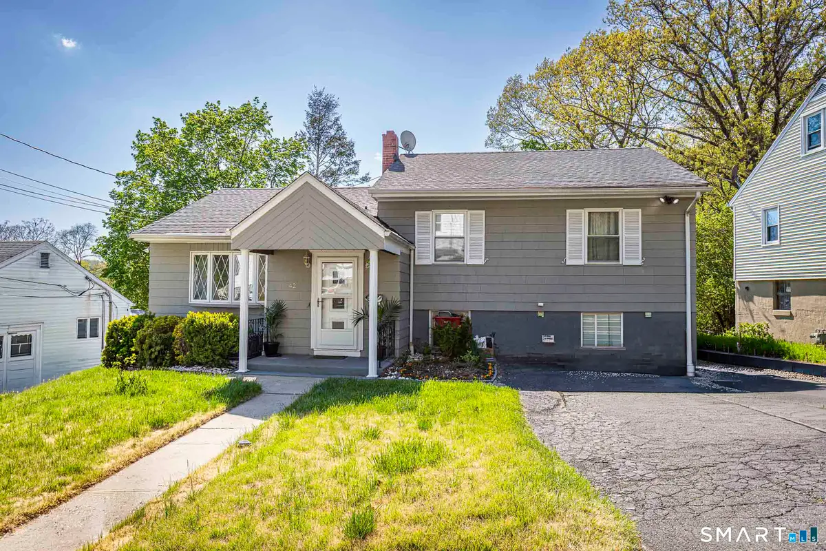 42 Coppola Terrace, Derby, CT 06418 - #1
