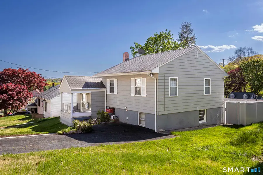 42 Coppola Terrace, Derby, CT 06418 - #2