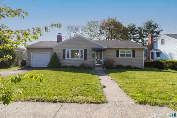 30 Hopkins Drive, New Haven, CT 06512