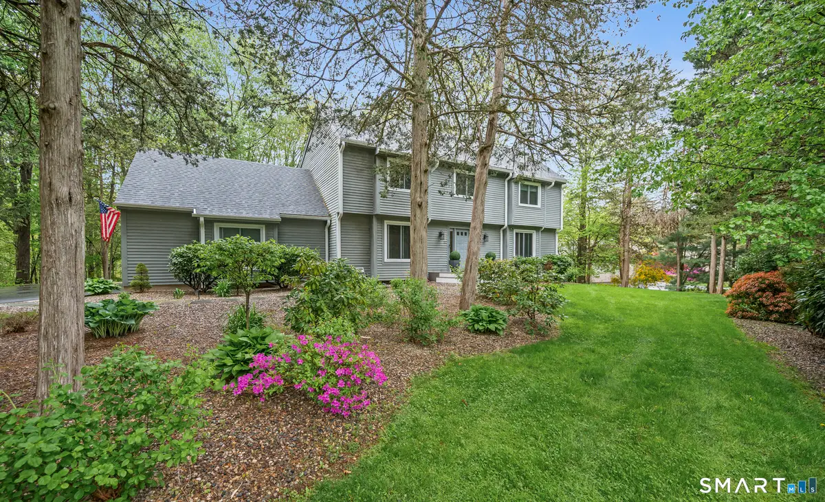 22 Walts Hill, Bloomfield, CT 06002 - #1