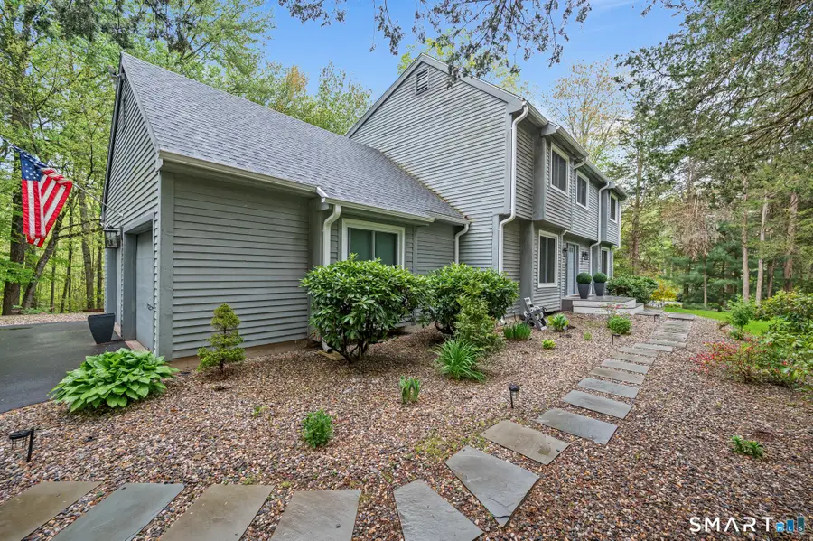 22 Walts Hill, Bloomfield, CT 06002 - #3