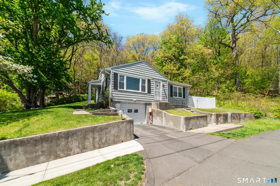 18 Shelton Street, Seymour, CT 06483 - #2