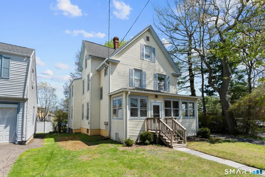 86 Oakwood Avenue, West Hartford, CT 06119 - #3