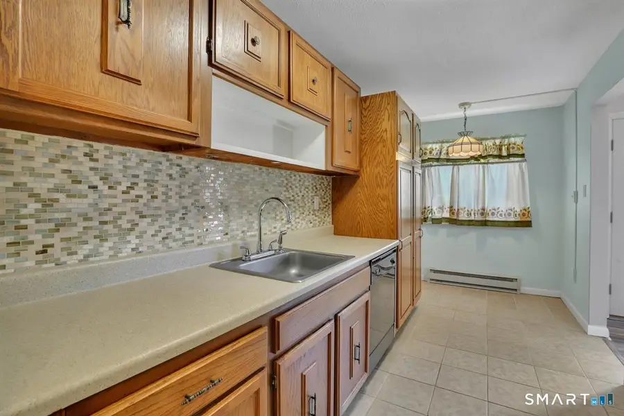 36 Cedar Land Court #36, Cromwell, CT 06416 - #2