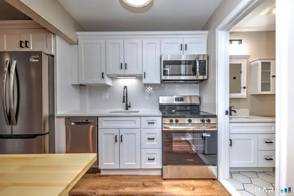 143 Columbus Place #8, Stamford, CT 06907