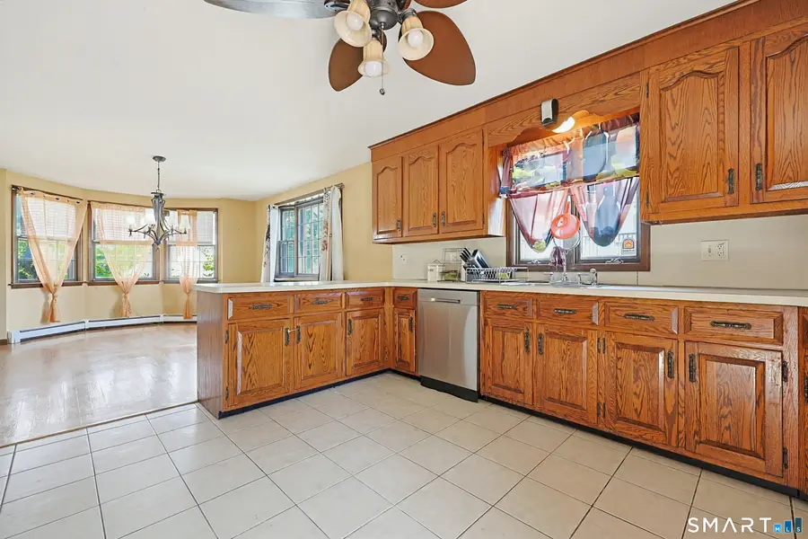 3 Lane Avenue, Trumbull, CT 06611 - #2