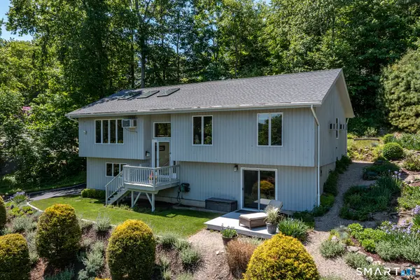 19 Hilldale Road, New Fairfield, CT 06812