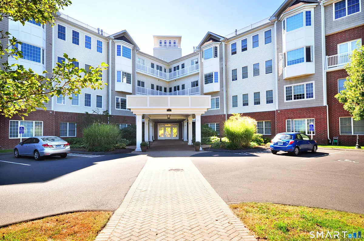 1 King Philip Drive #218, West Hartford, CT 06117 - #1