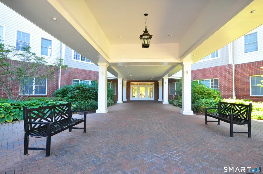 1 King Philip Drive #218, West Hartford, CT 06117 - #3