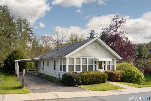 22 Pease Street, North Canaan, CT 06018